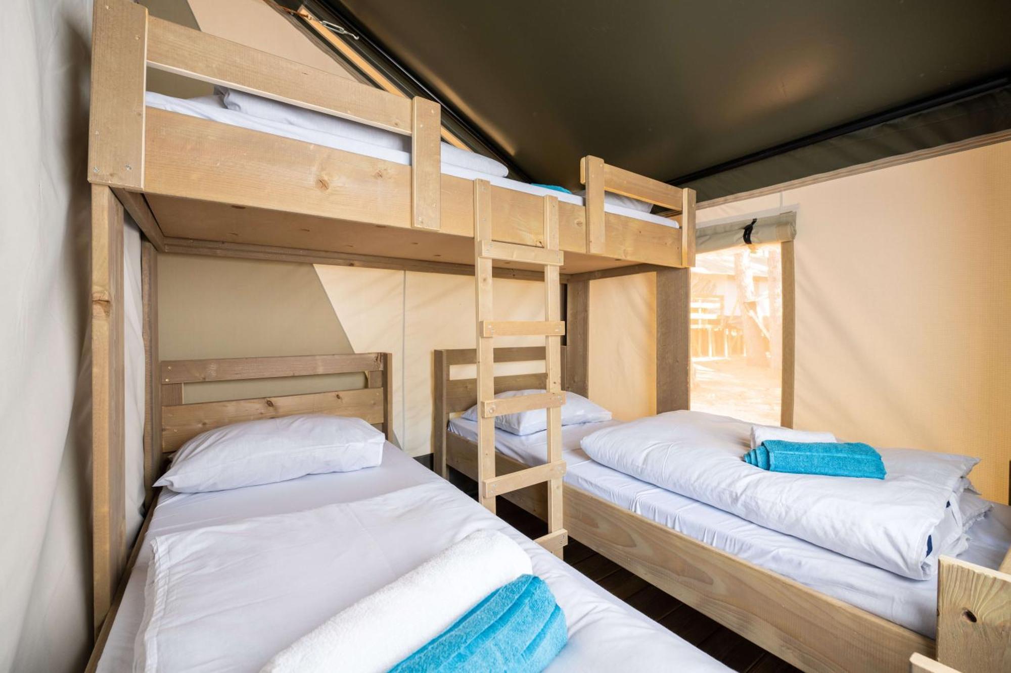 Easyatent Safari Tent Lanterna Červar-Porat Quarto foto