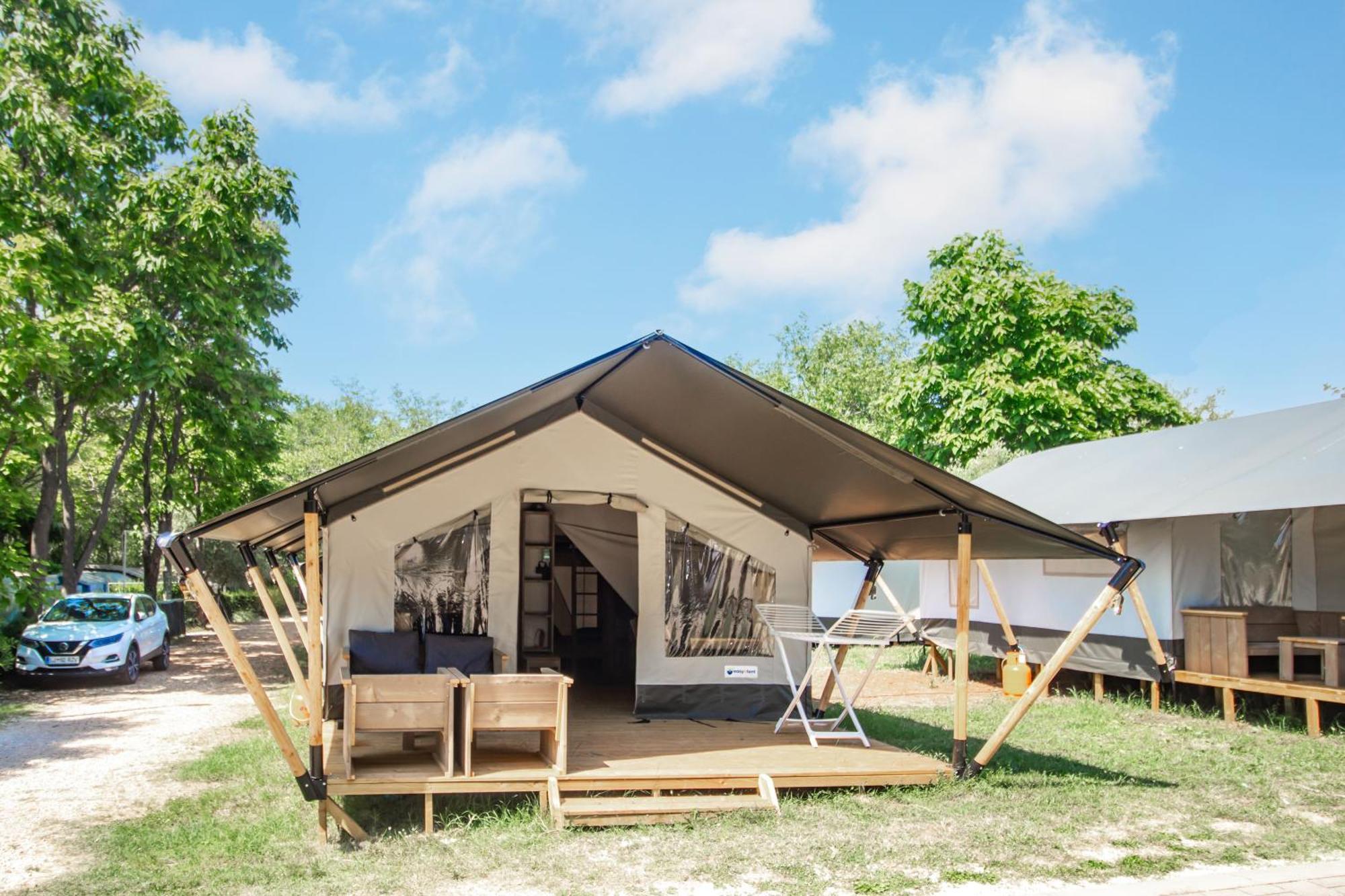Easyatent Safari Tent Lanterna Červar-Porat Quarto foto