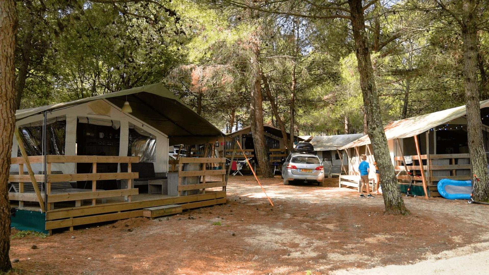 Easyatent Safari Tent Lanterna Červar-Porat Quarto foto