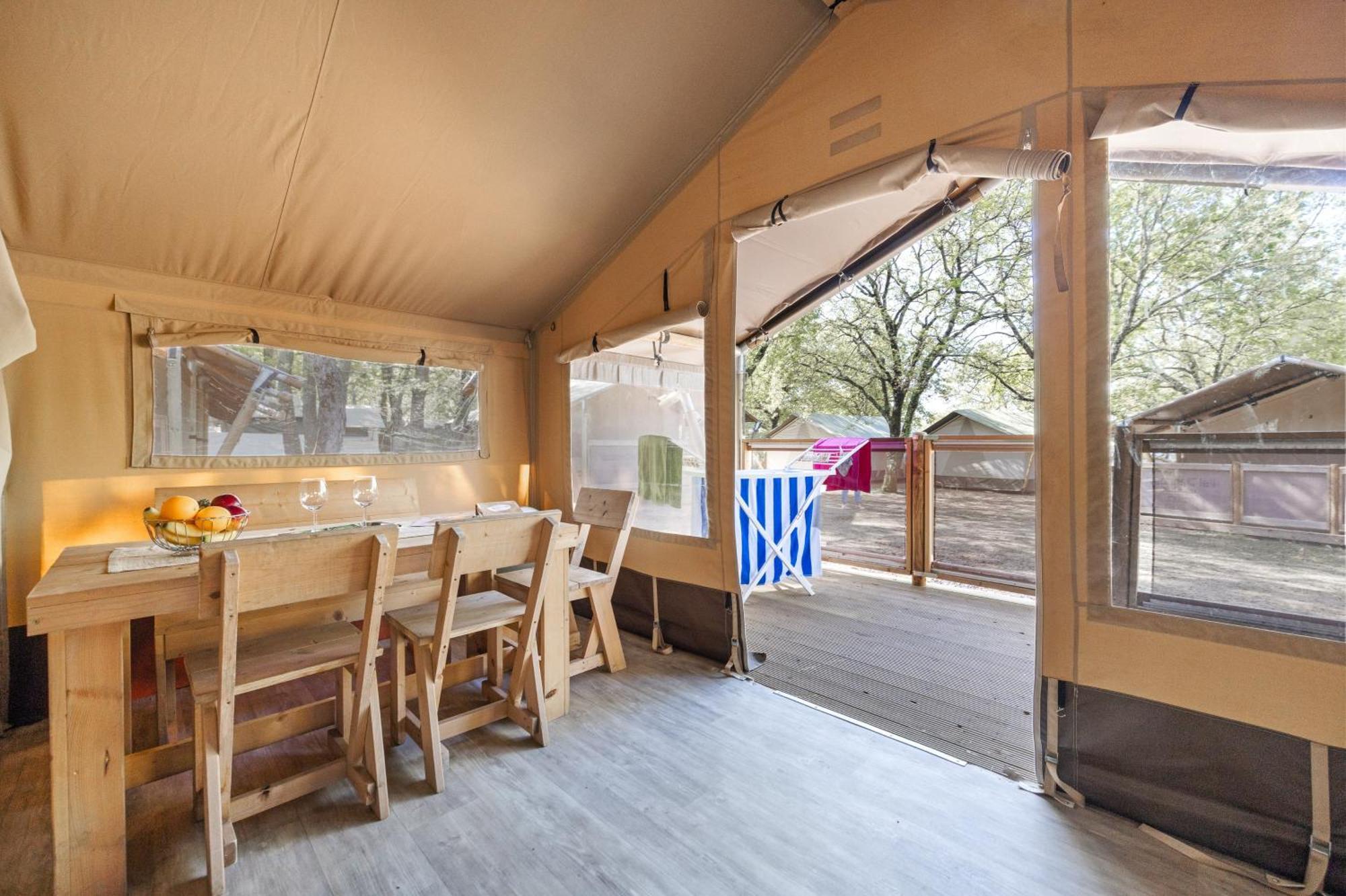 Easyatent Safari Tent Lanterna Červar-Porat Quarto foto