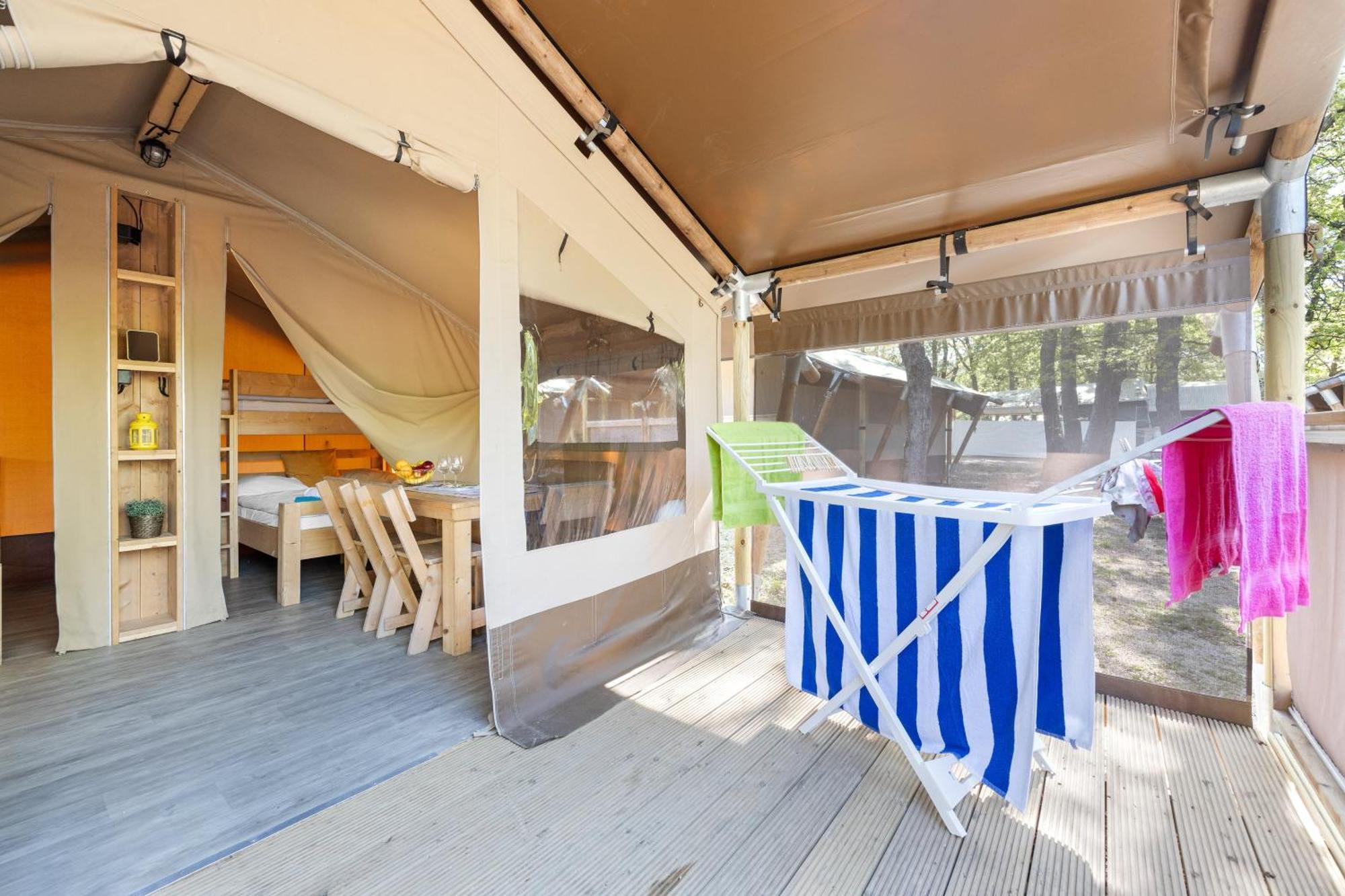 Easyatent Safari Tent Lanterna Červar-Porat Quarto foto