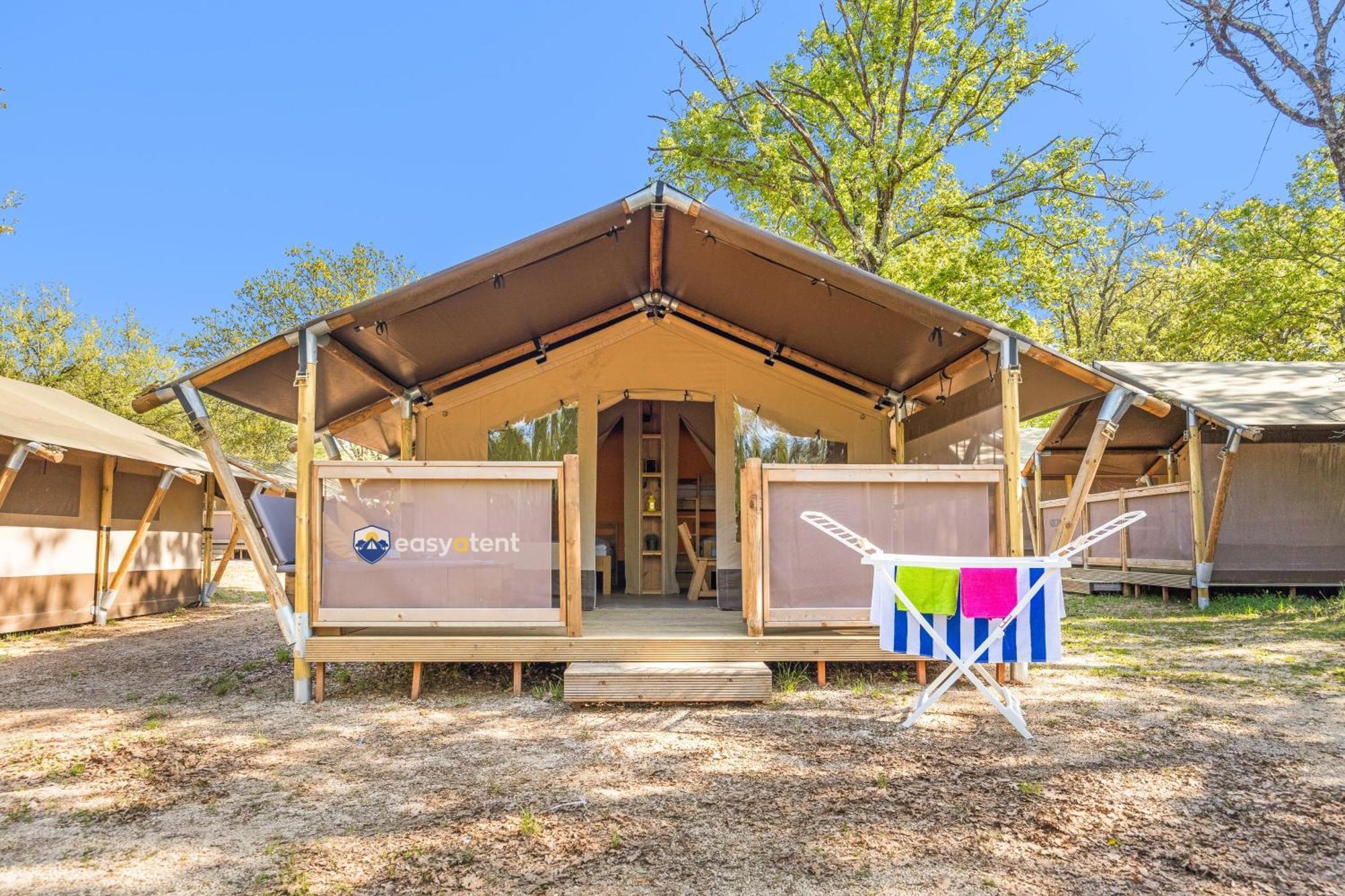 Easyatent Safari Tent Lanterna Červar-Porat Quarto foto
