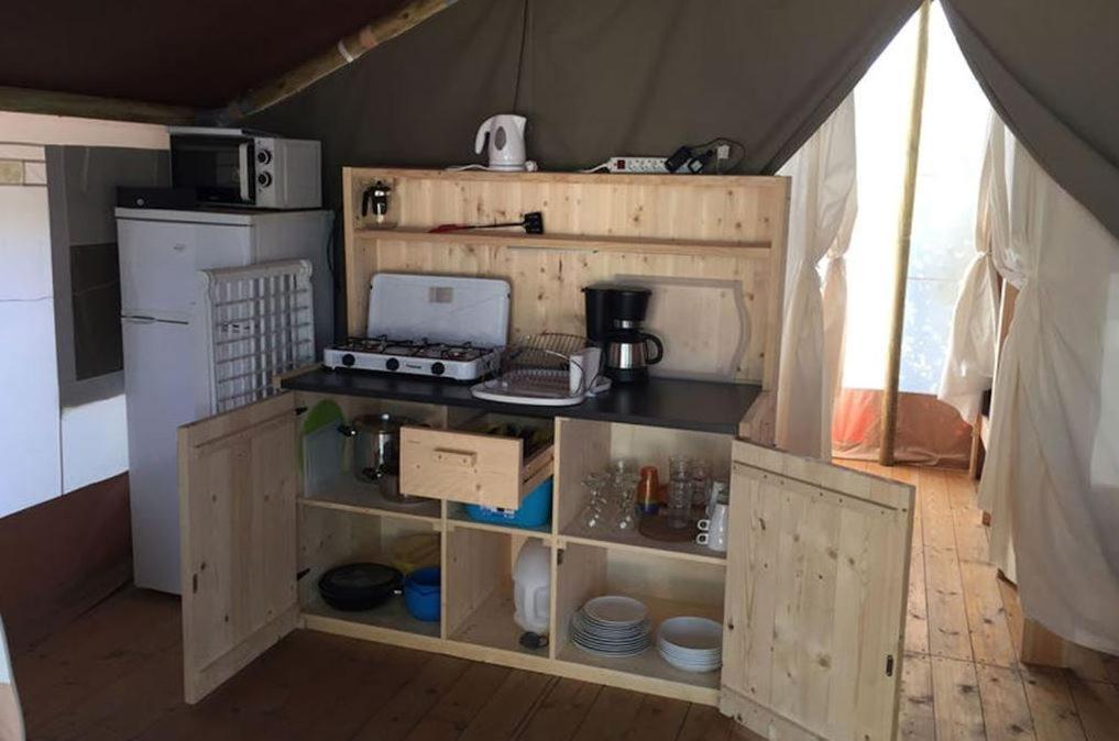 Easyatent Safari Tent Lanterna Červar-Porat Quarto foto